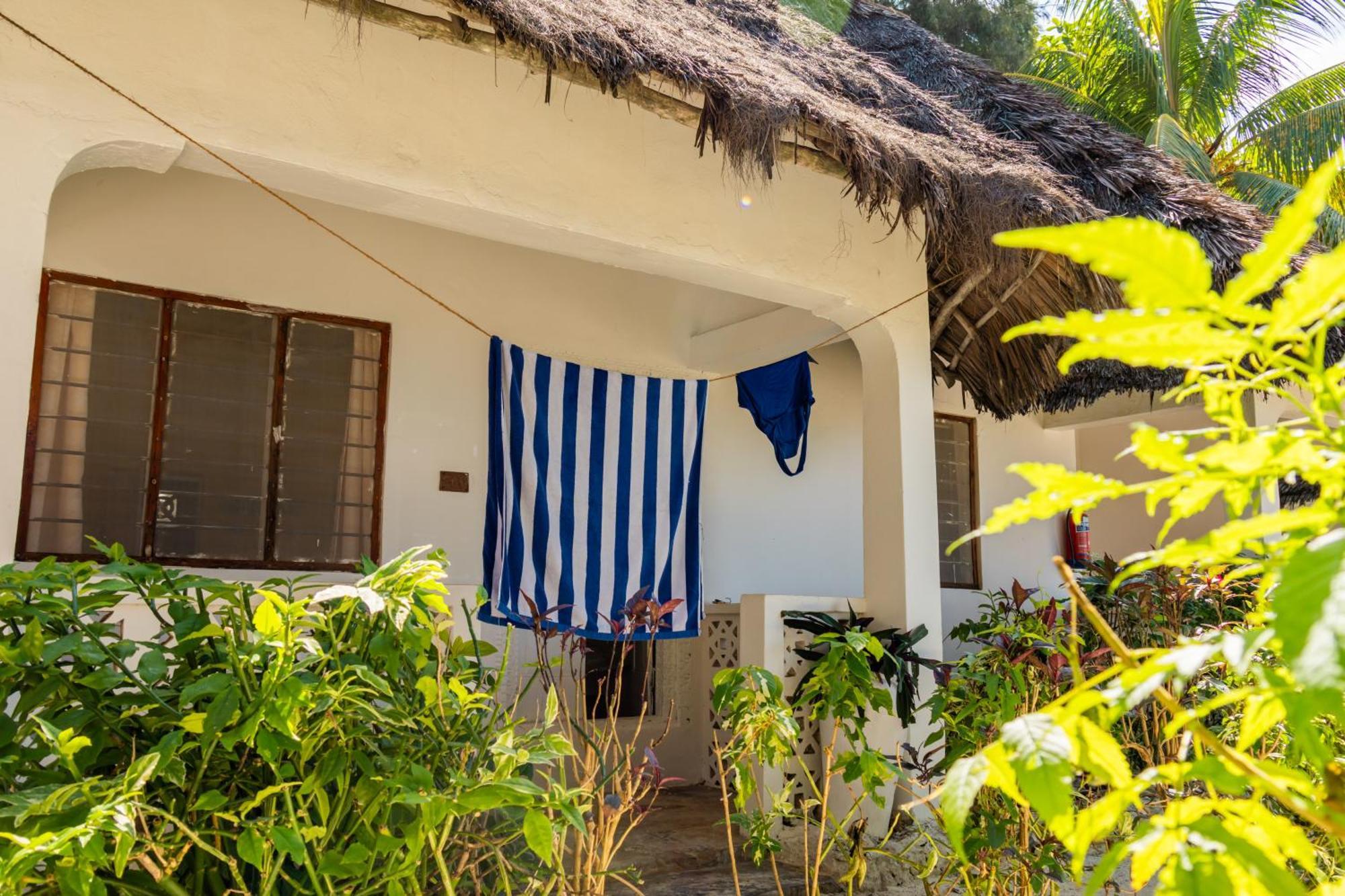 Pili Pili Beach Bungalows Jambiani  Exterior photo